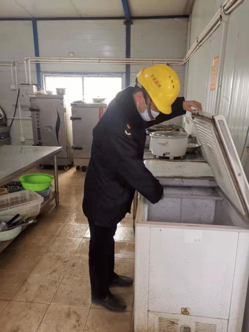 海门港新区分局服务中天项目，强化劳务派遣食品安全保障